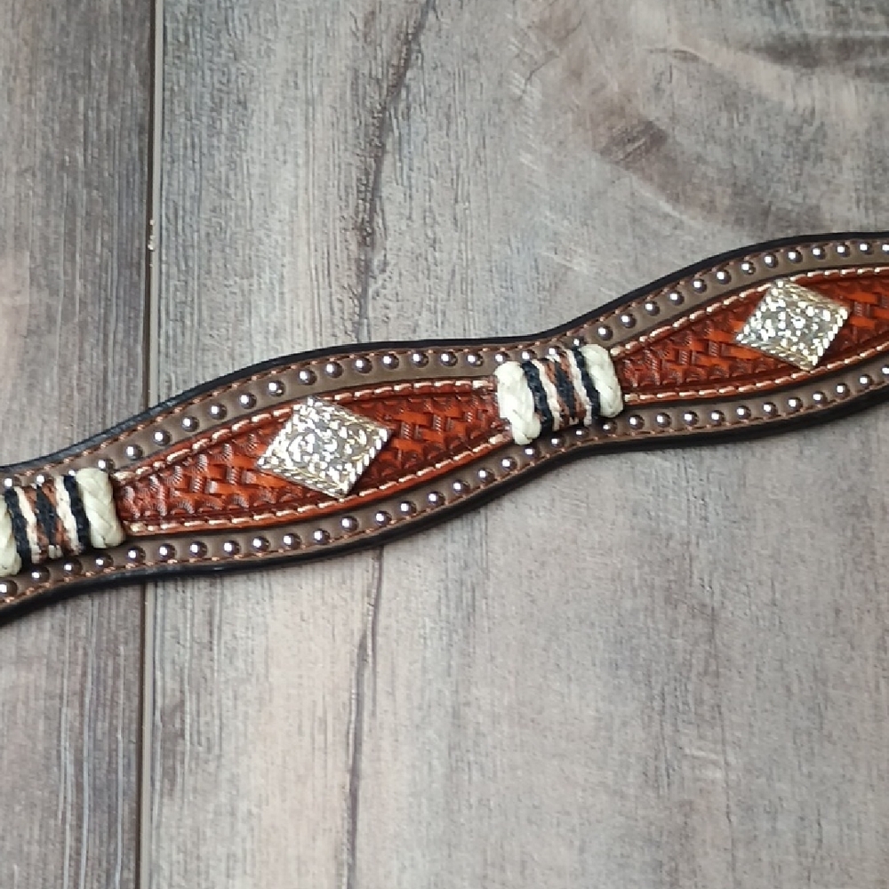 Nocona Brown and Silver Belt Bag - Picture 9 of 13